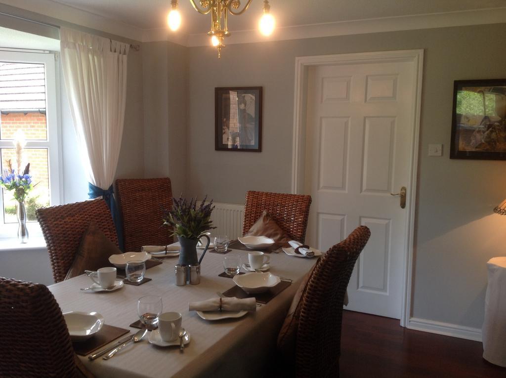 Home From Home Bed And Breakfast Livingston Luaran gambar